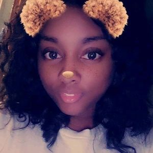 Meet your Posher, Jetonna